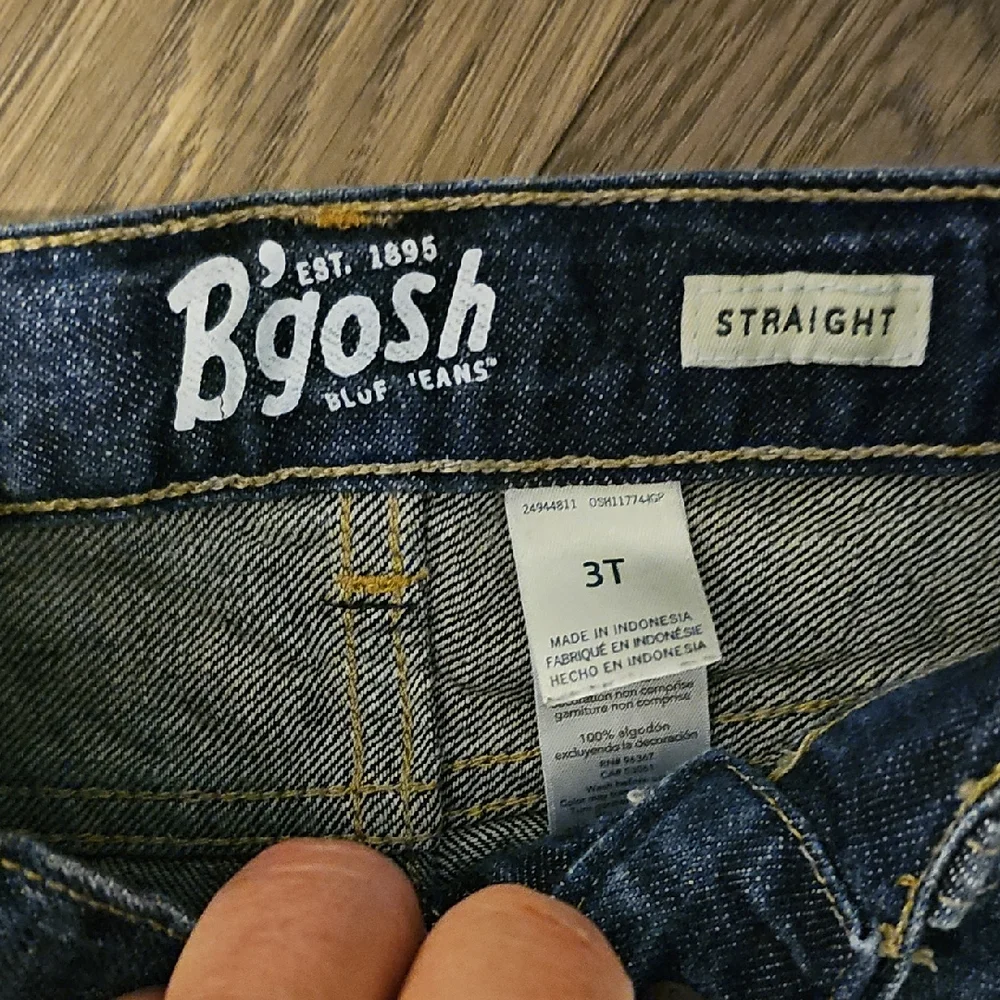 OshKosh B'gosh Jeans Straight Adjustable Waist Size 3t Boy Girl Toddler Pants